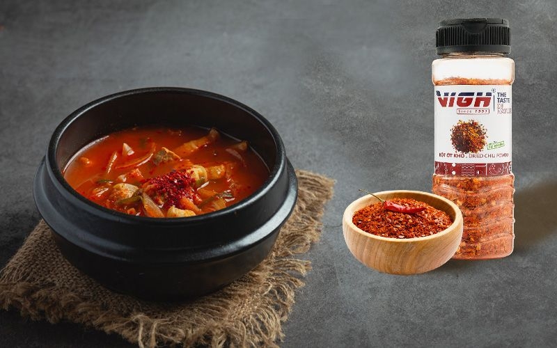 Cách nấu canh kim chi Hàn Quốc đúng chuẩn với bột ớt khô